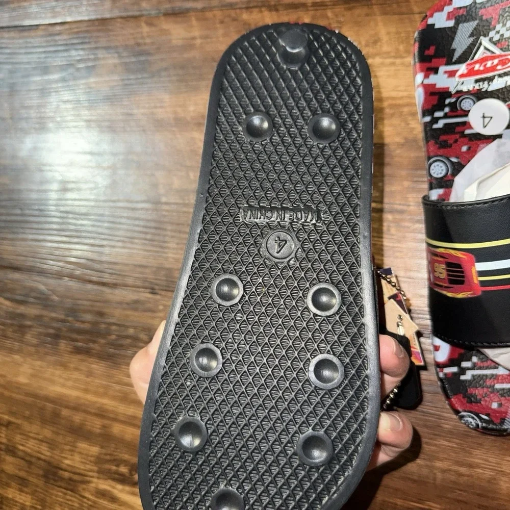 Ground Up Pixar‎ Lightning McQueen Flip Flop Big Kids Size 4 NEW